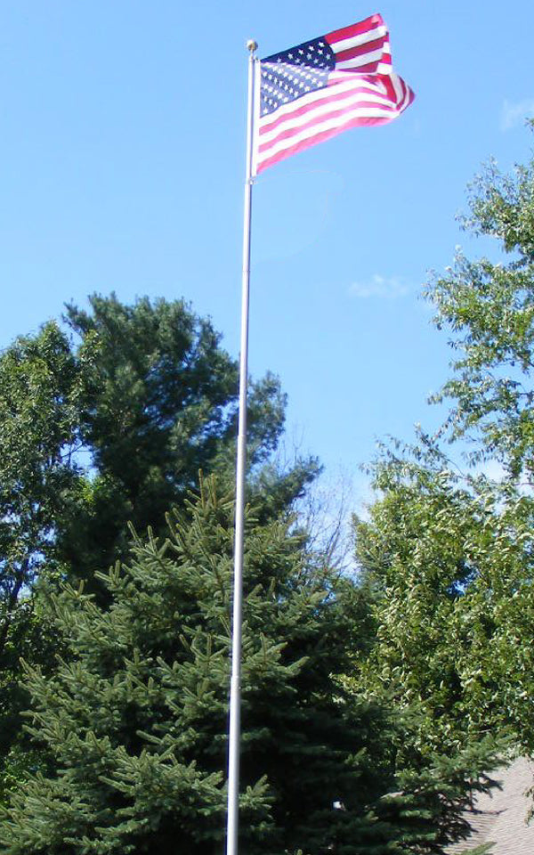 20' x 3'' x .125" 1-pc. tapered aluminum flagpole. Windloading at 103 MPH unflagged.